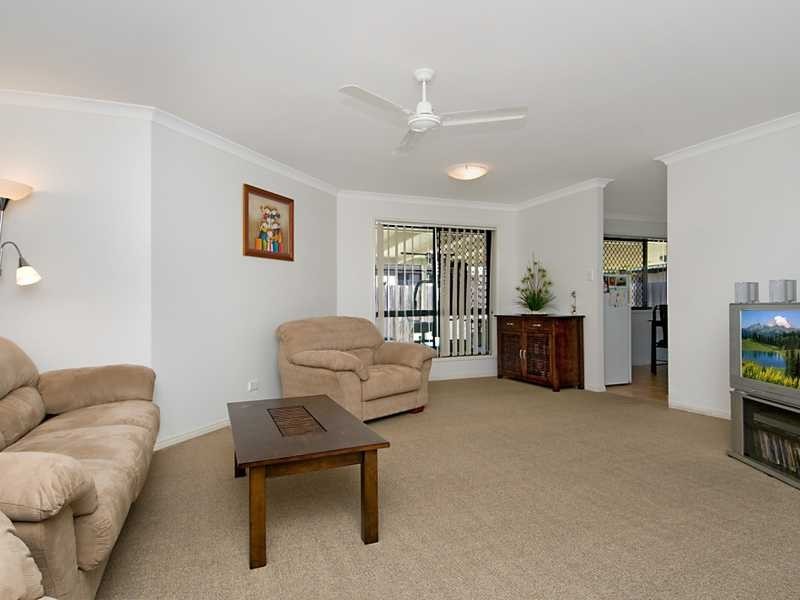 6 Pembroke Crescent, Sippy Downs QLD 4556