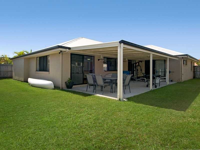 6 Pembroke Crescent, Sippy Downs QLD 4556