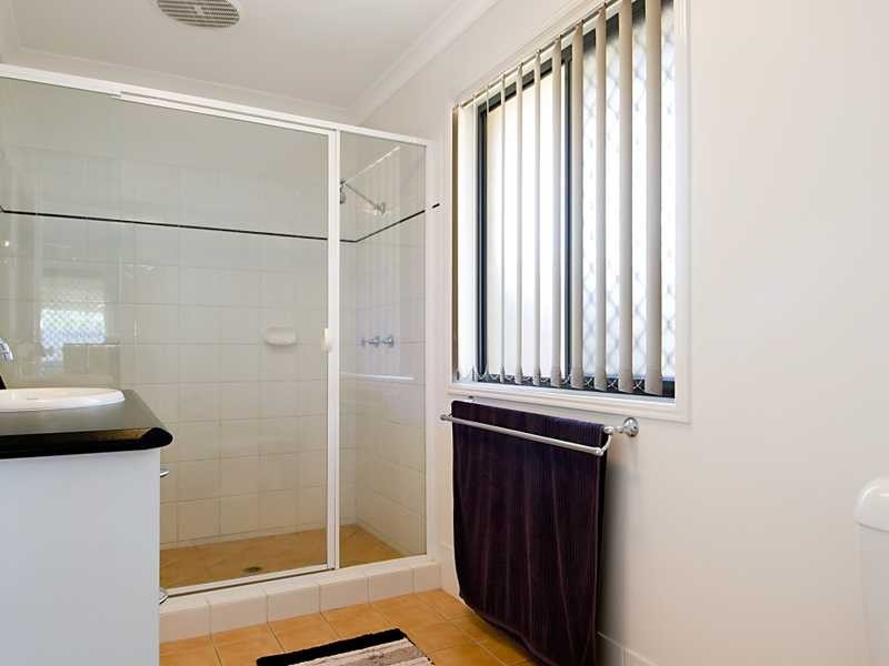 6 Pembroke Crescent, Sippy Downs QLD 4556