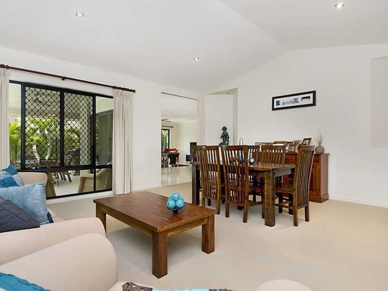 8 Figbird Crescent, Buderim QLD 4556