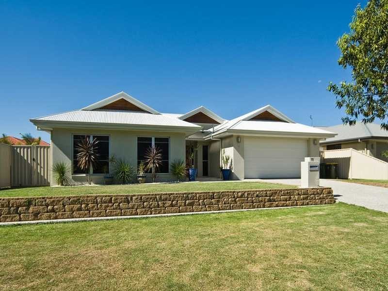 11 Sinatra Street, Sippy Downs QLD 4556