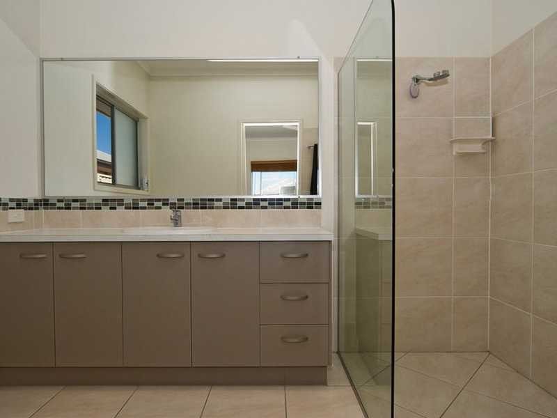 11 Sinatra Street, Sippy Downs QLD 4556