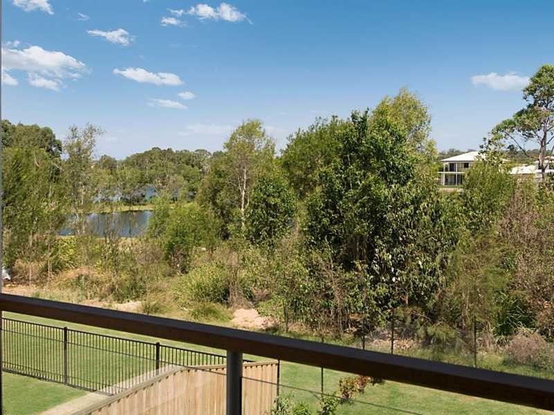 8 Albany Street, Sippy Downs QLD 4556