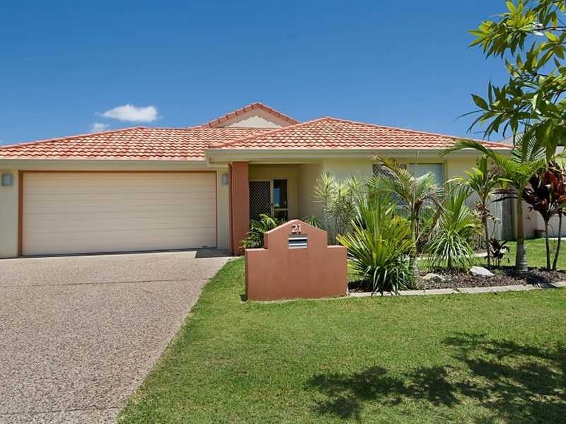 21 BATEMAN ST, Sippy Downs QLD 4556