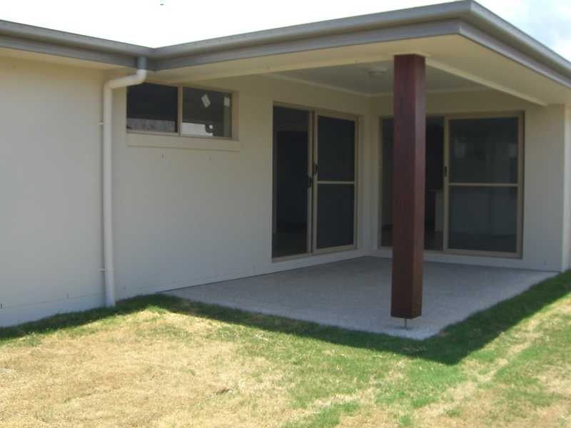 24 Silvereye Street, Sippy Downs QLD 4556