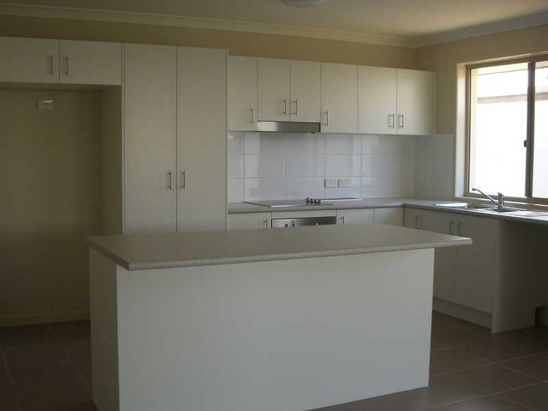 24 Silvereye Street, Sippy Downs QLD 4556