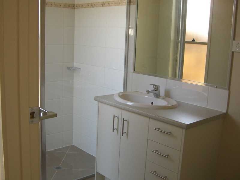 24 Silvereye Street, Sippy Downs QLD 4556