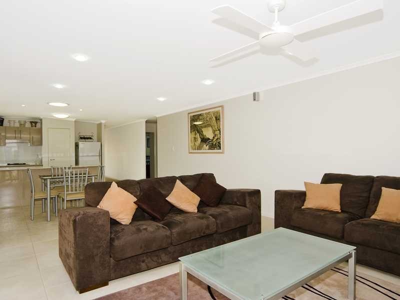 32 Chestwood Cres, Sippy Downs QLD 4556