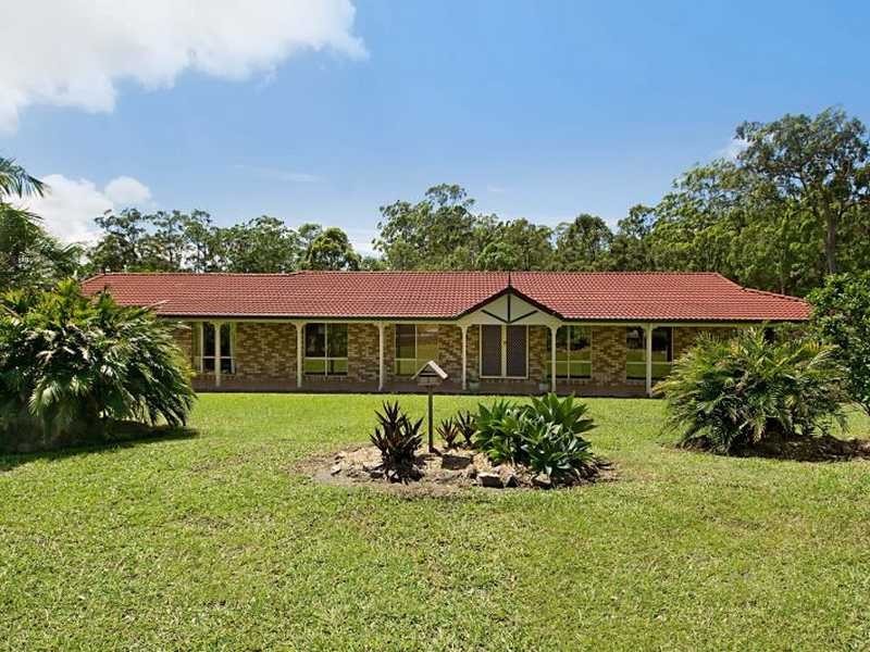 1 Greenhaven Drive, Palmview QLD 4553