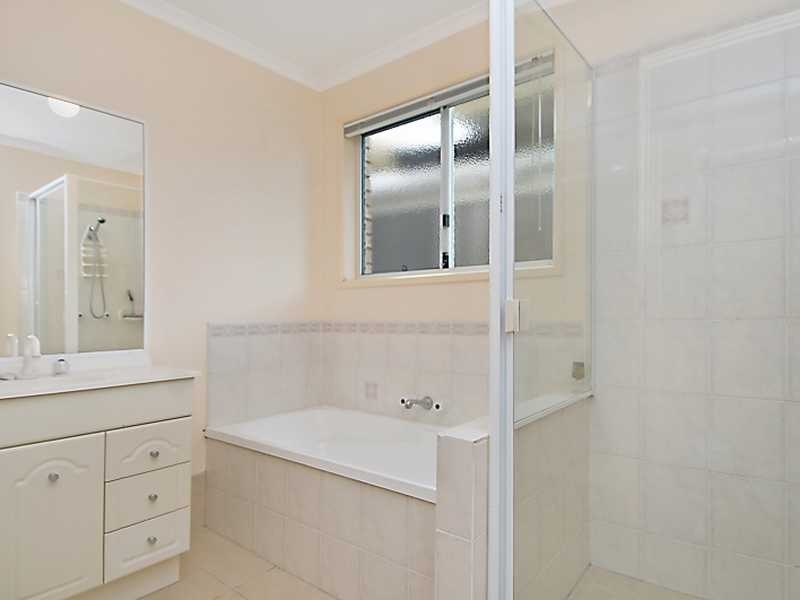 14 Beaverbrook Cct, Sippy Downs QLD 4556