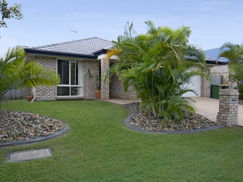 27 Trinity Cr, Sippy Downs QLD 4556