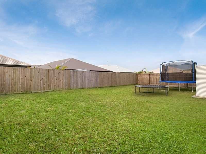 8 Ribbonwood Street, Sippy Downs QLD 4556