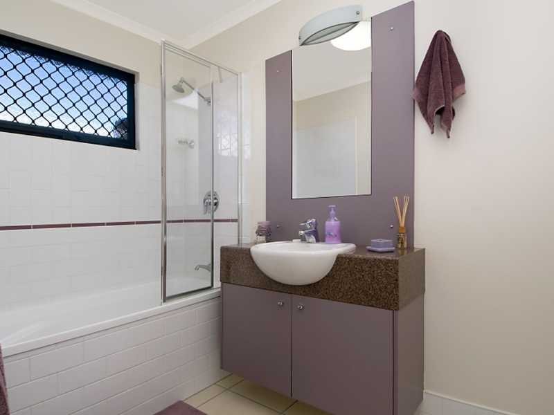 Unit 2/1 Lakehead Dr, Sippy Downs QLD 4556
