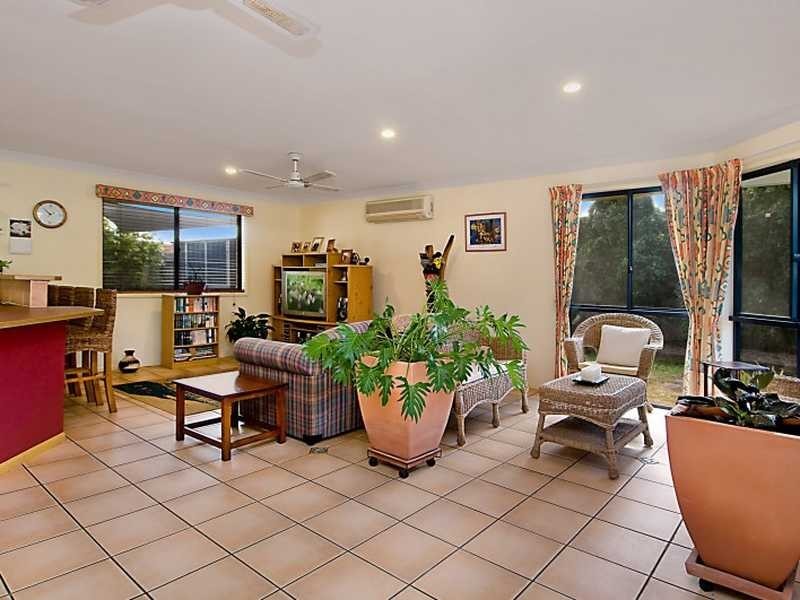 59 Albany Street, Sippy Downs QLD 4556