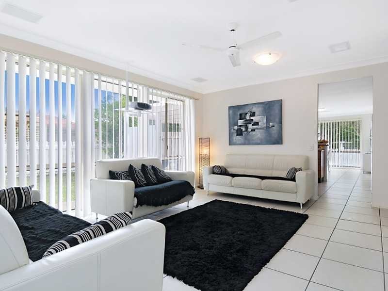 3 Sorbonne Close, Sippy Downs QLD 4556