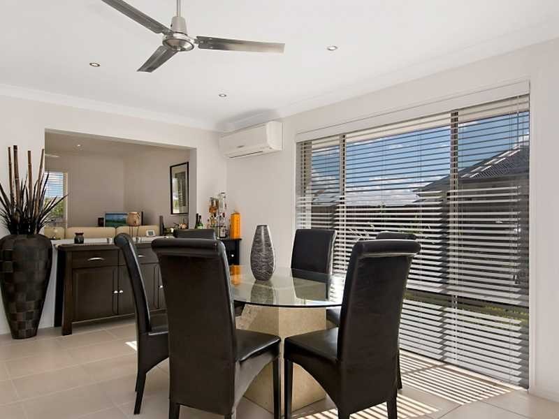 9 Beethoven Circuit, Sippy Downs QLD 4556