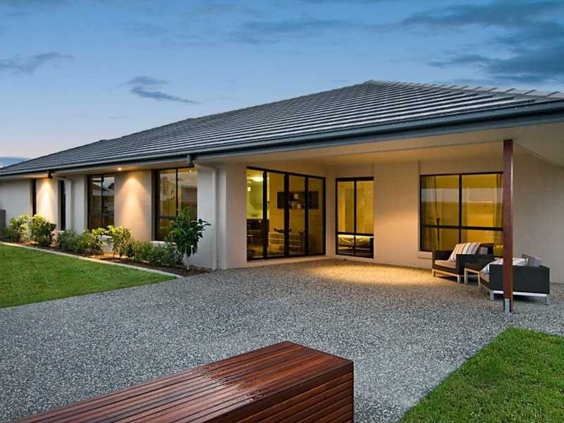 6 KEPPLEGROVE DR, Sippy Downs QLD 4556