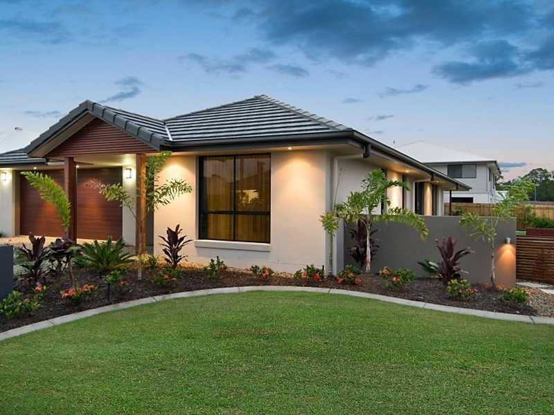6 KEPPLEGROVE DR, Sippy Downs QLD 4556