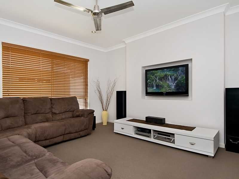 7 Silvereye Street, Sippy Downs QLD 4556