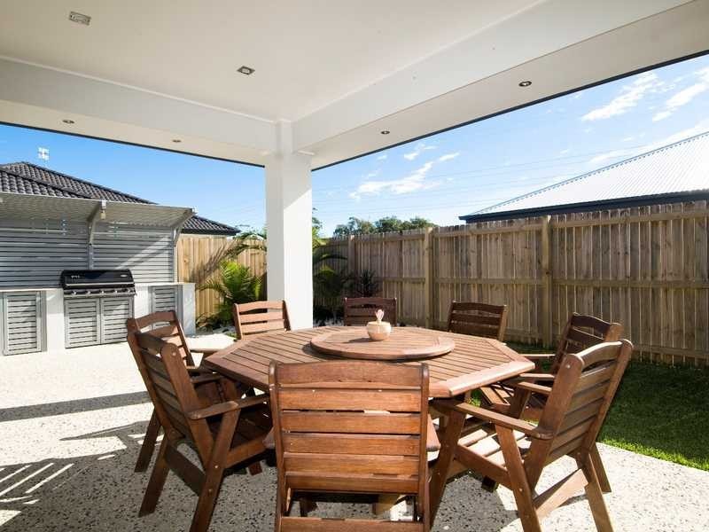 10 Clarence Place, Sippy Downs QLD 4556