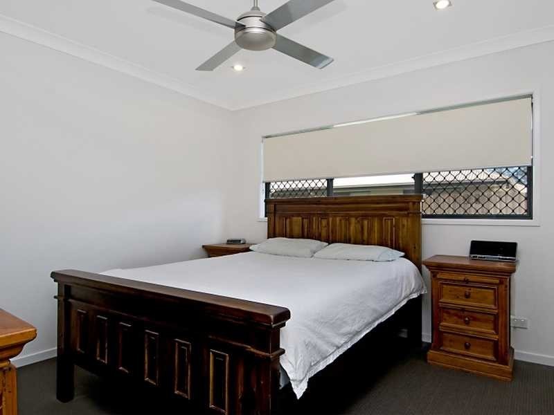 10 Clarence Place, Sippy Downs QLD 4556