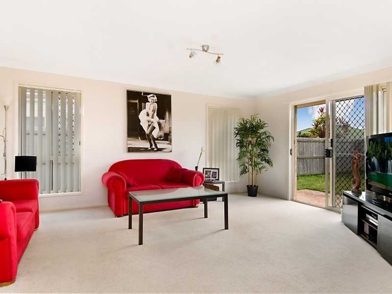 9 Chesterton Crescent, Sippy Downs QLD 4556