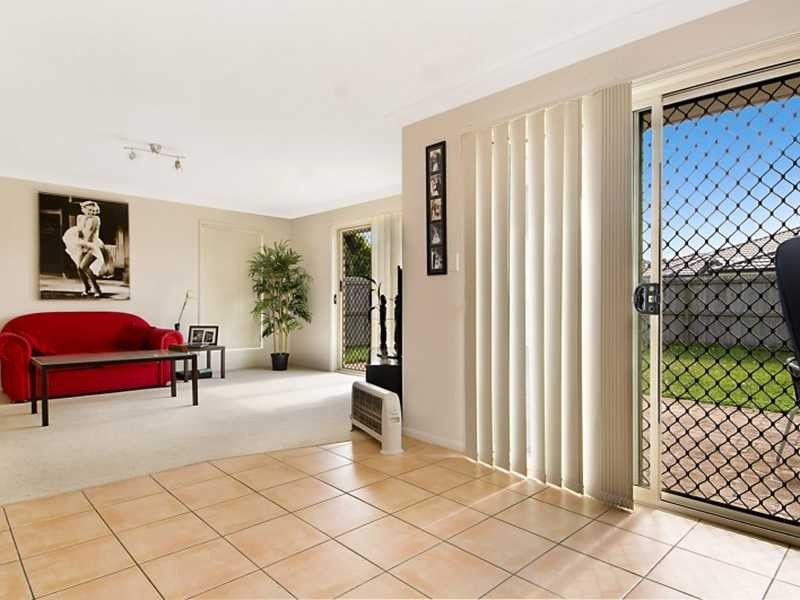 9 Chesterton Crescent, Sippy Downs QLD 4556