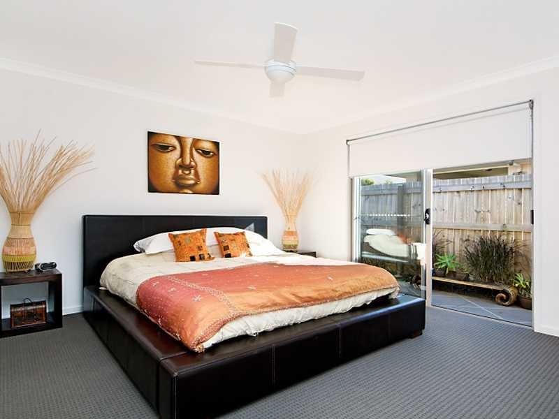 24 LEEA ST, Sippy Downs QLD 4556