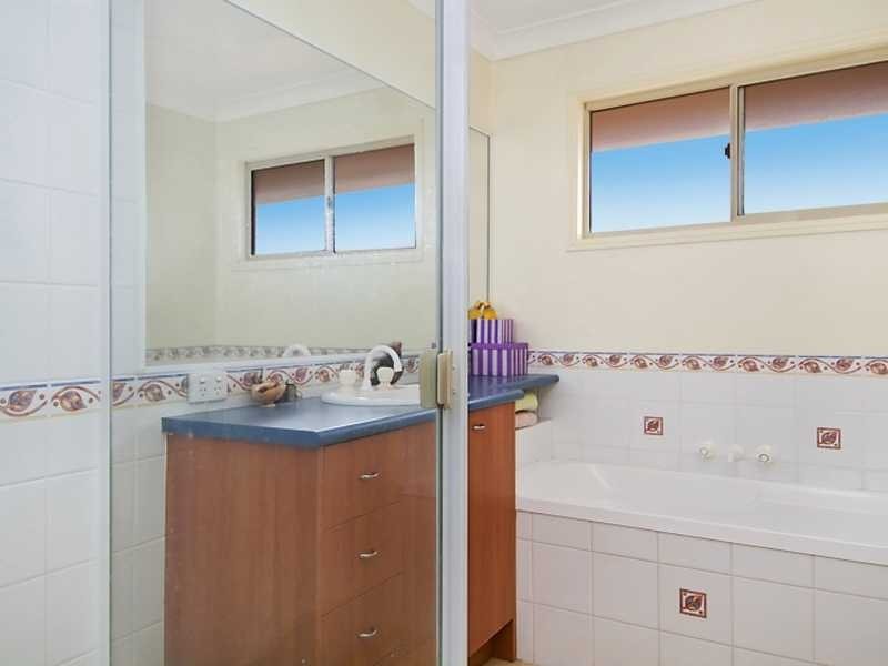 74 Statesman Circuit, Sippy Downs QLD 4556