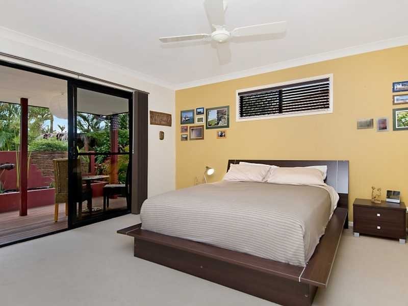 1 Latimer  Crescent, Sippy Downs QLD 4556