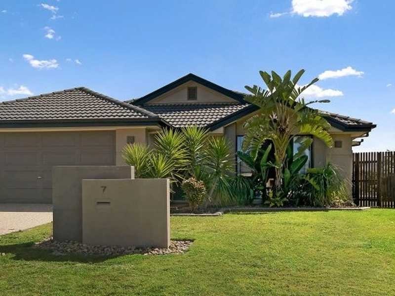 7 Courtenay Pl, Sippy Downs QLD 4556