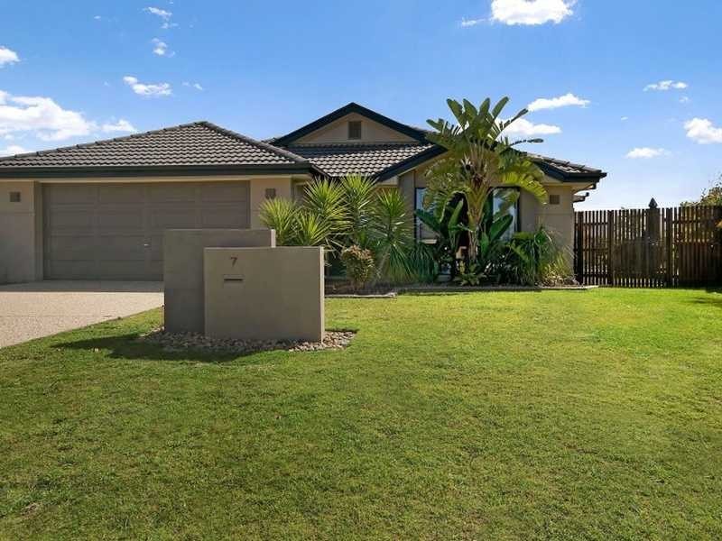 7 Courtenay Pl, Sippy Downs QLD 4556
