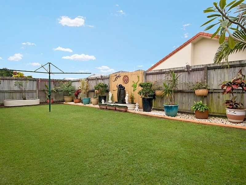 11 Chesterton Crescent, Sippy Downs QLD 4556