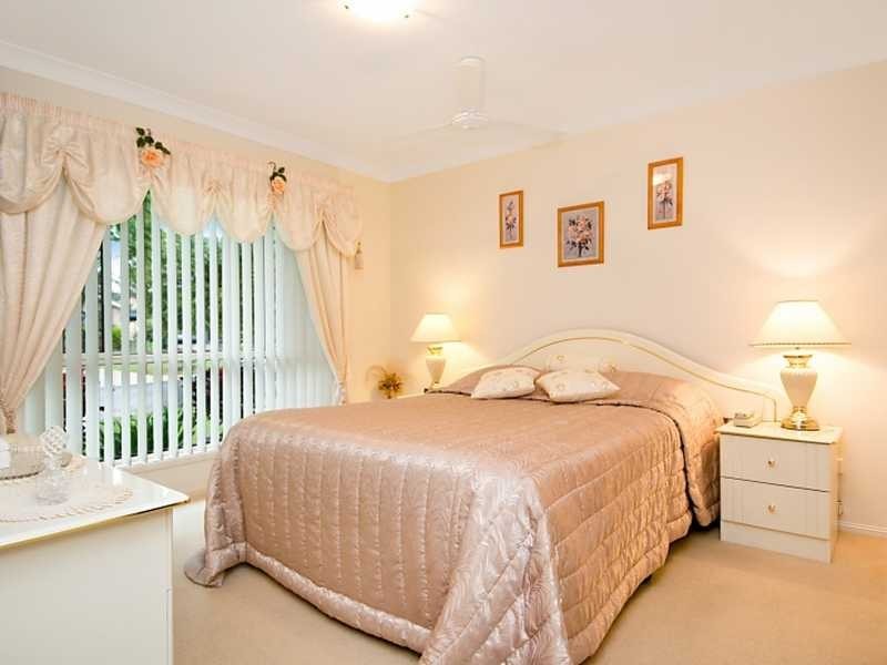 11 Chesterton Crescent, Sippy Downs QLD 4556