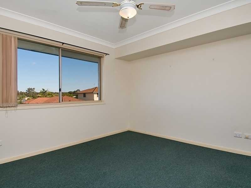 53 STATESMAN CCT, Sippy Downs QLD 4556