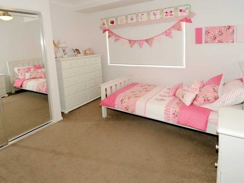 8 BURROWS ST, Sippy Downs QLD 4556