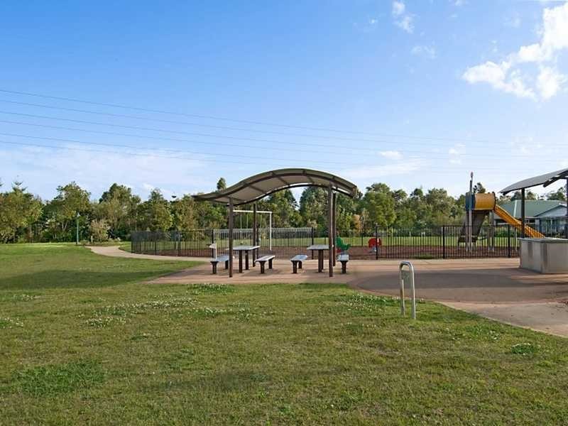 3 Brook Avenue, Sippy Downs QLD 4556