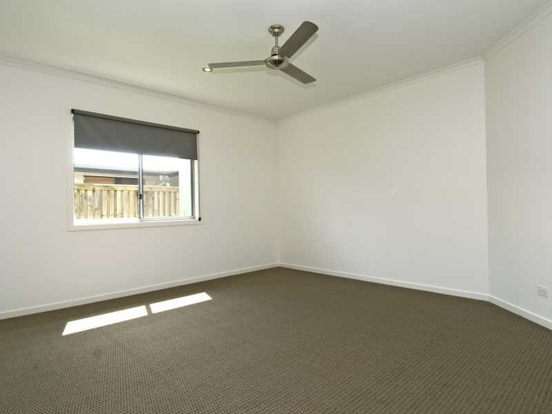 3 PEPPERMINT CR, Sippy Downs QLD 4556