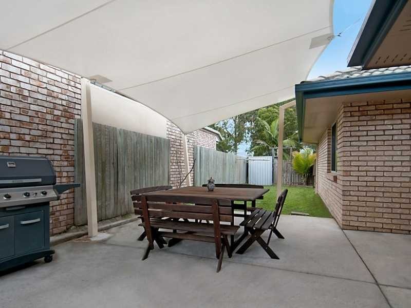 27 Oxford Close, Sippy Downs QLD 4556