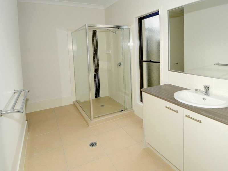 9 White Oak Street, Sippy Downs QLD 4556