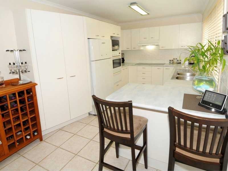 8 Beaverbrook Cct, Sippy Downs QLD 4556