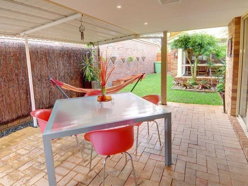 8 Beaverbrook Cct, Sippy Downs QLD 4556