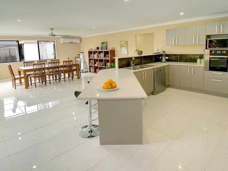 5 TOLMAN ST, Sippy Downs QLD 4556