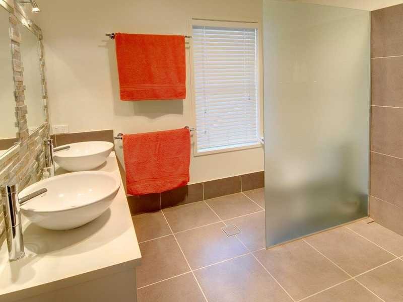 1 Ashby Street, Sippy Downs QLD 4556