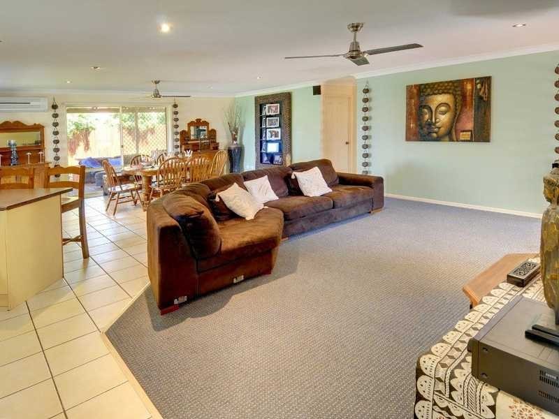 18 STATESMAN CCT, Sippy Downs QLD 4556