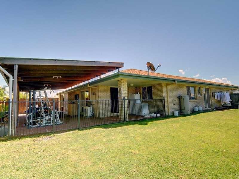 18 STATESMAN CCT, Sippy Downs QLD 4556