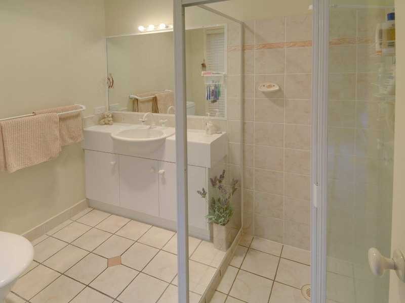5 Princeton Court, Sippy Downs QLD 4556