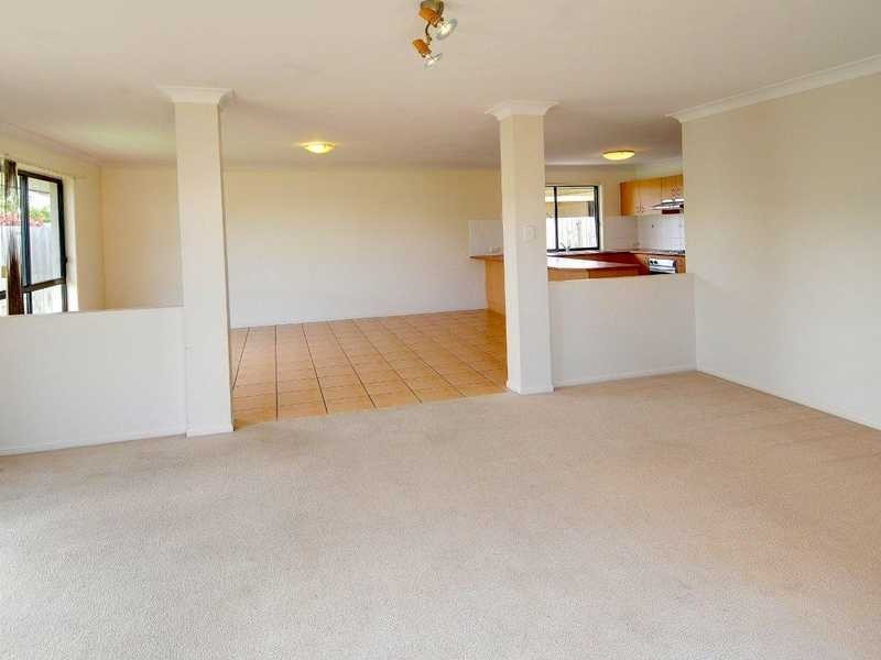 9 LINACRE ST, Sippy Downs QLD 4556