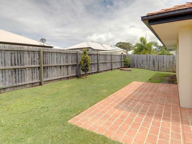 9 LINACRE ST, Sippy Downs QLD 4556