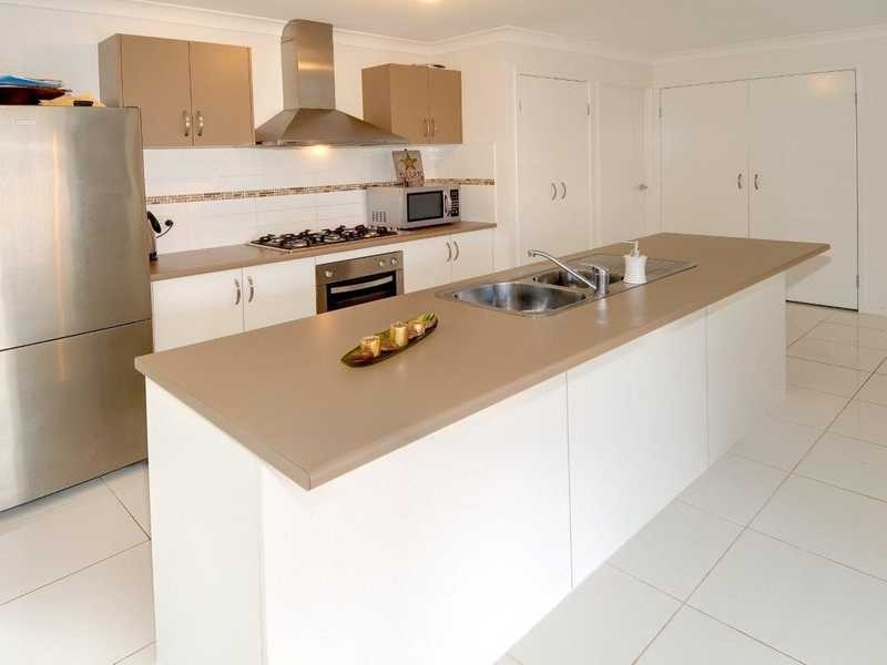 6 DERWENT ST, Sippy Downs QLD 4556